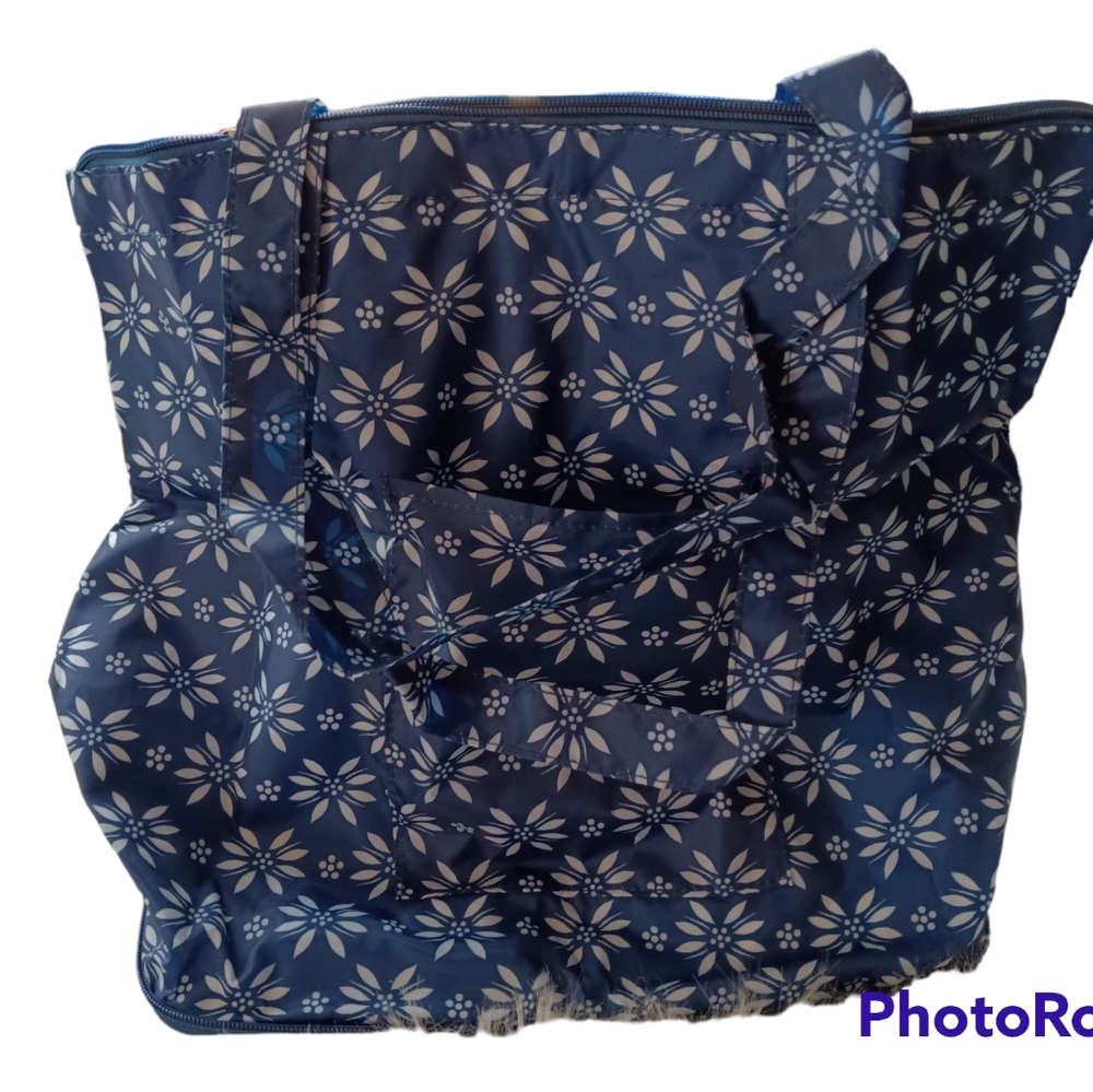 Temp-tations Zippered Insulted Tote Gift Box Blue or Orange NWOT
